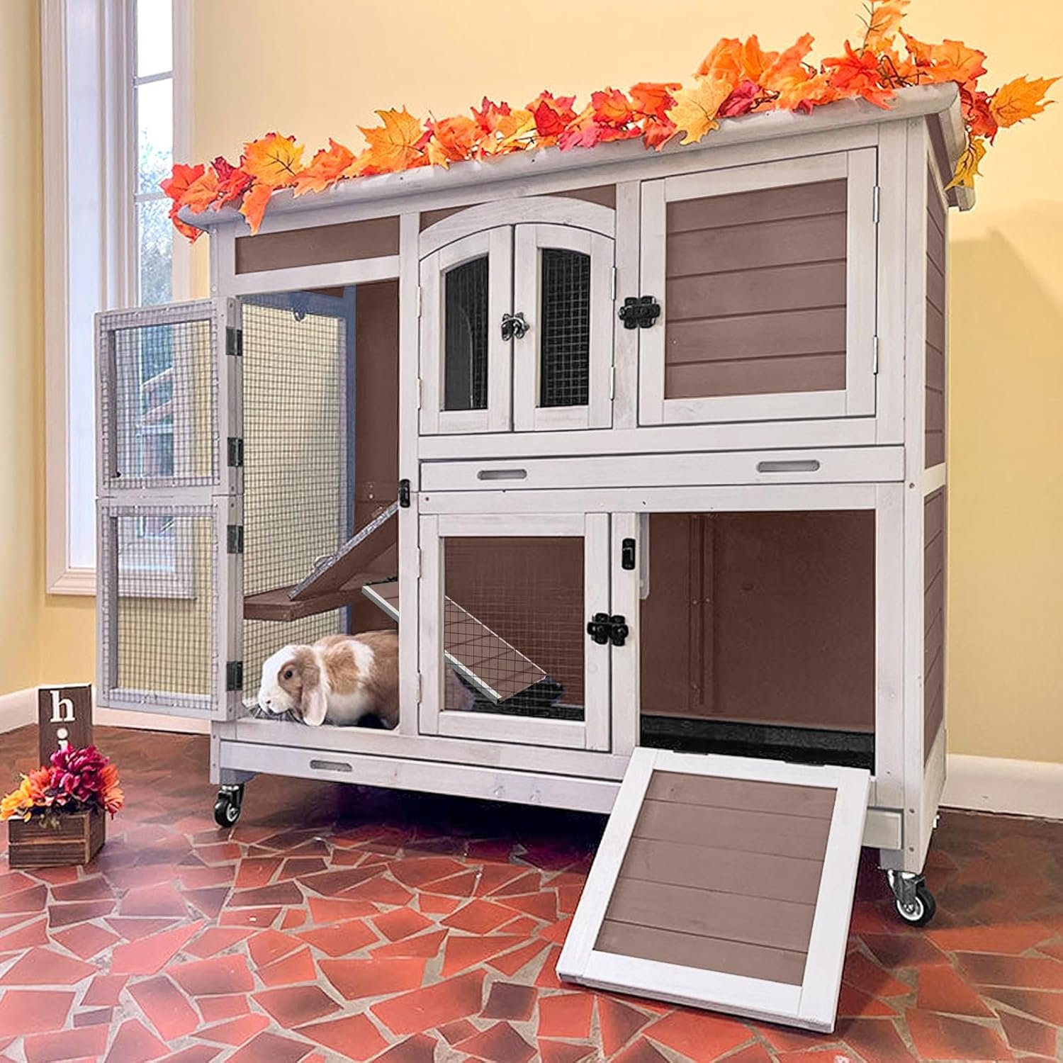 Rabbit Hutch Indoor Bunny House Guinea Pig Cage with Sliding Plastic Trays, Wheels & Ramp, 47.2″ Multi-Door Wooden Small Animal Cage for Rabbits, Bunnies, and Guinea Pigs (Brown)