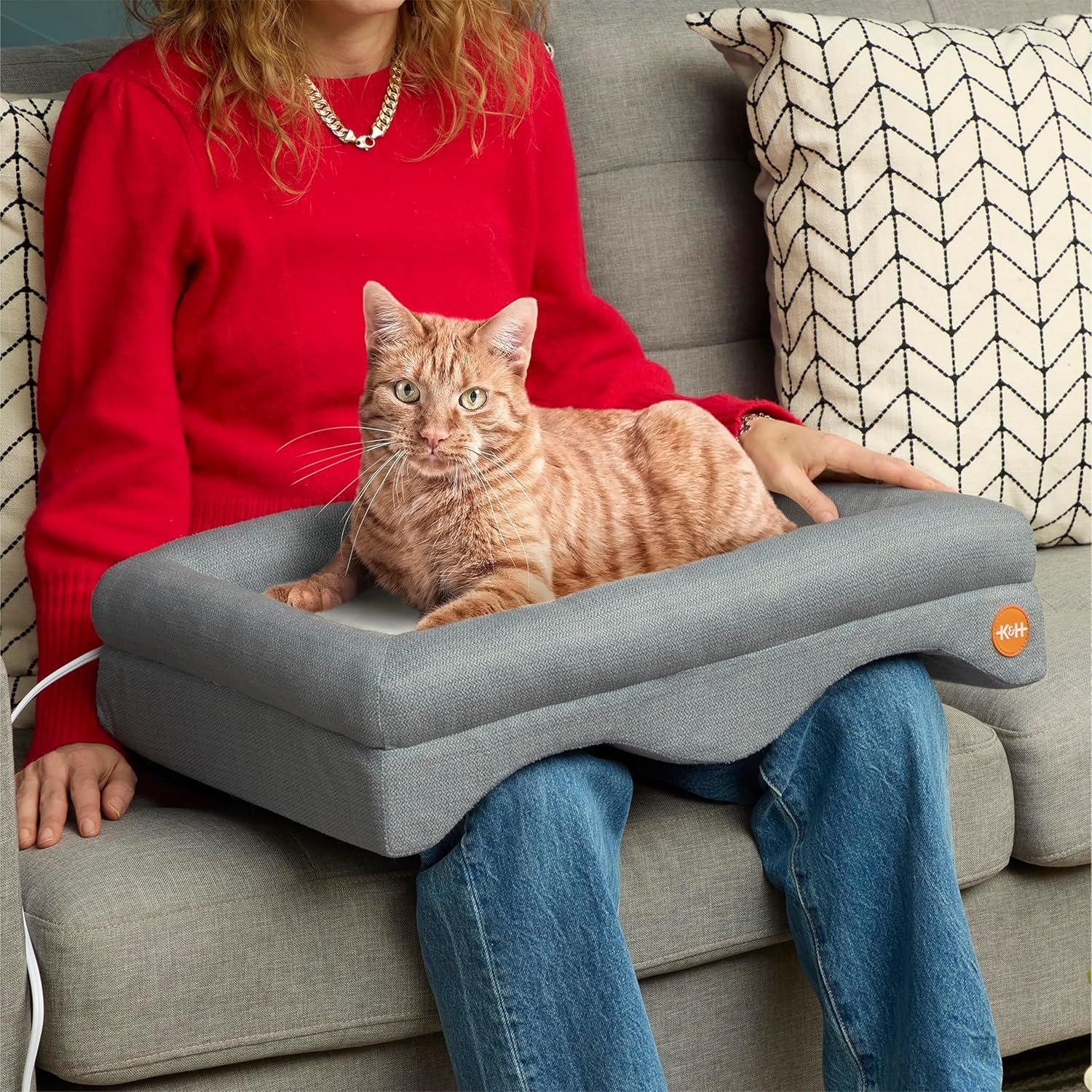 K&H Heated Cat Lap Bed – Indoor Thermo Pet Pillow Orthopedic Bolstered Lap Bed with Removable Waterproof Cat Heating Pad, Indoor Warming Couch Bed, Machine Washable, MET Listed – 23″ x 15″